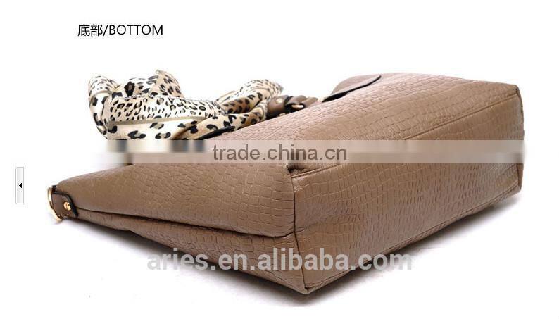 Trendy Italy designer women handbag with scarf decorative