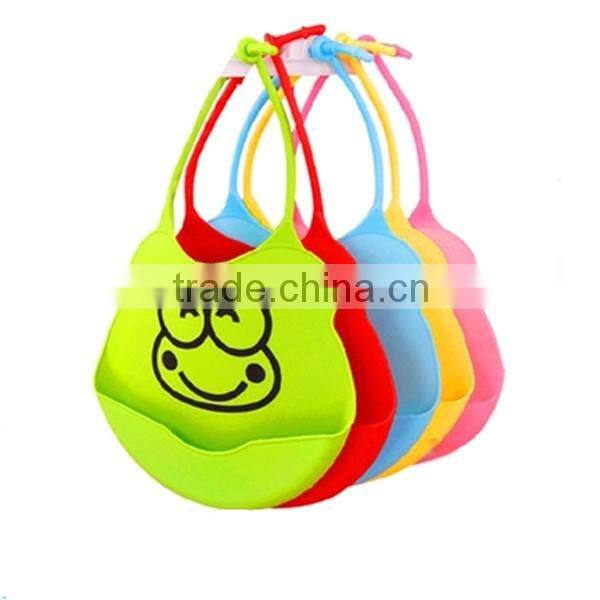 Hot Sale FDA Food Grade Cartoon Design Silicone Baby Bib