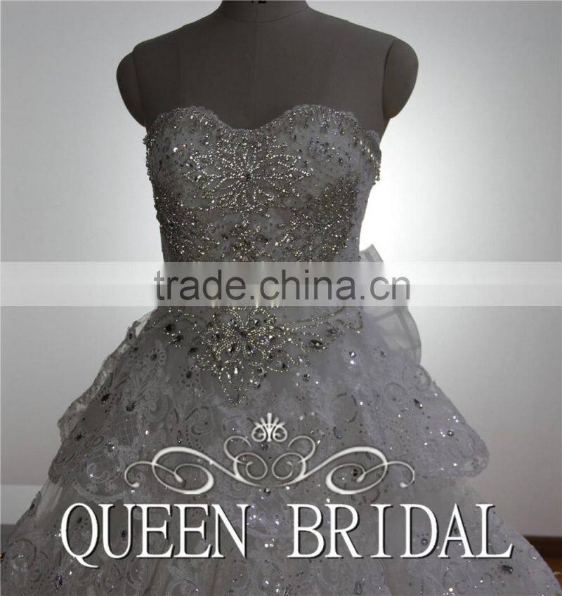 Real Works China Custom Made Luxury Crystals Cathedral/Royal Train Wedding Dresses