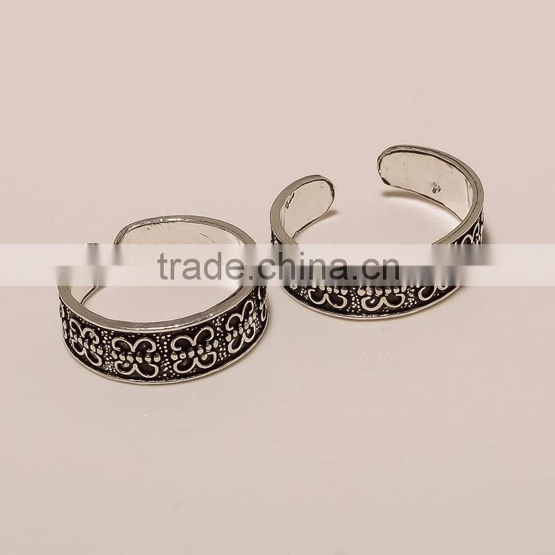 T0006-925 STERLING SILVER PLAIN BUTTERFLY LIGHT DESIGN FINE OXIDIZED TOERING3.08