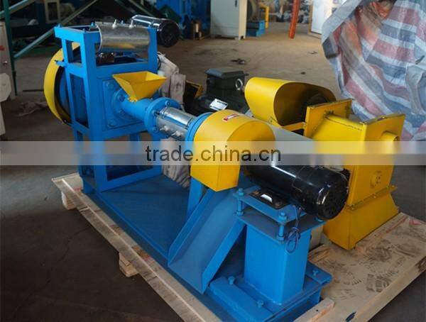 agricultural equipment tilapia fish feed pellets machine hot sale in Oman