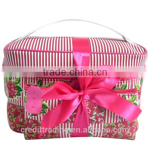 New thickening portable multifunctional storage cosmetic box