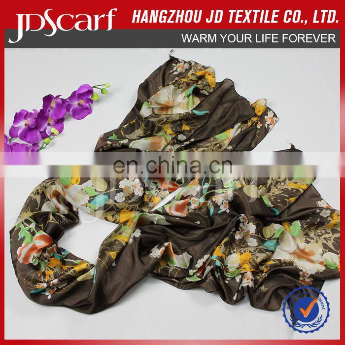 China manufacturer new fashioned luxury digital print custom design silk scarf