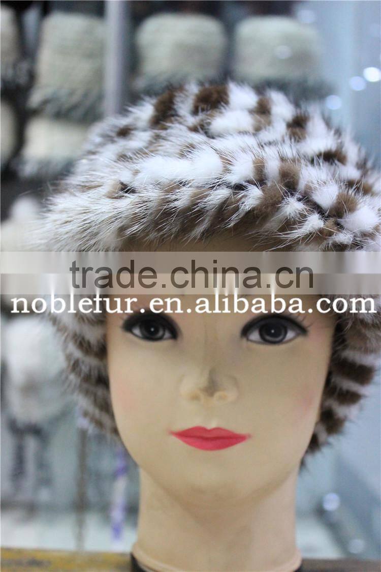 high quality fancy mink fur and fox fur ball/pretty knitted headwear with pompom