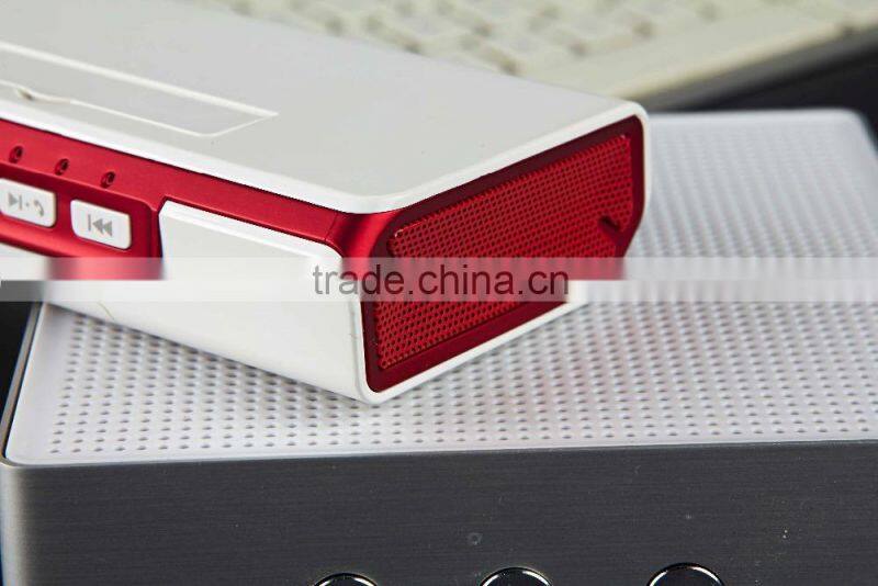 2-in-1 Speaker Box Loudspeaker Portable Charger