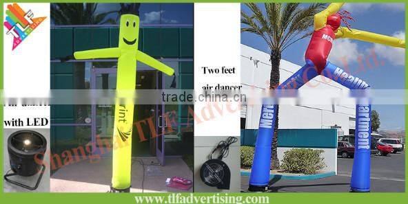 Inflatable minion air dancer with blower