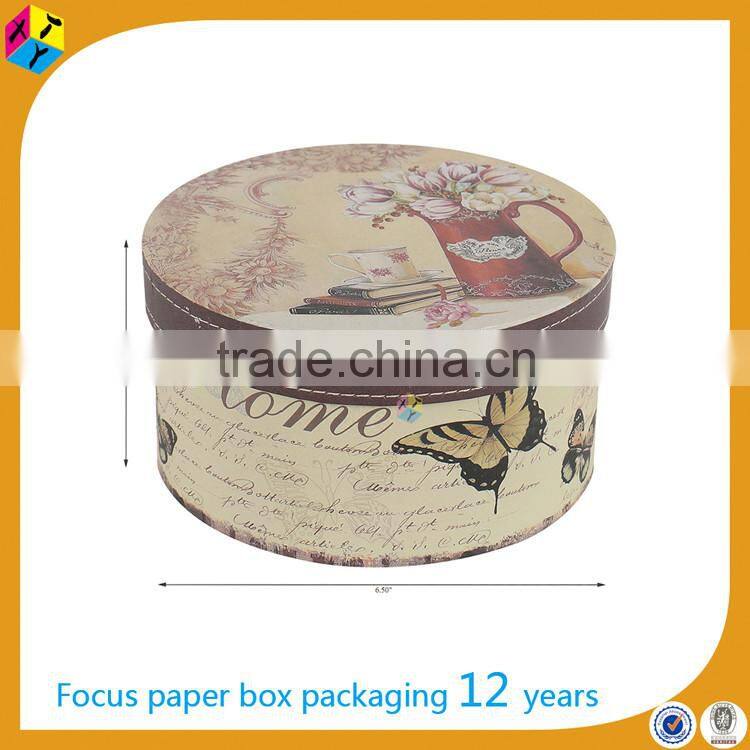 Rigid round packaging for vintage hat boxes with lids