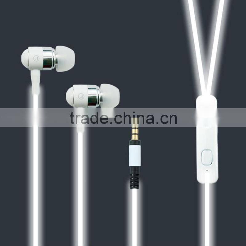Metal Head Cheap Colorful Earphones Headset, LED headphone Flash Night Light Earphone With Clip Mic For Smartphone