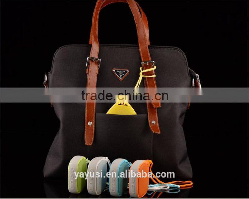 New arrival,mini bluetooth mobilephone speaker With phone camera control fuction