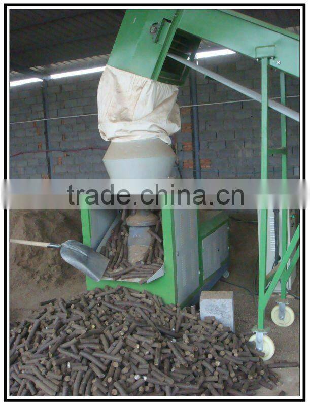 Biomass Machine suitable for a Flat Die Tractor