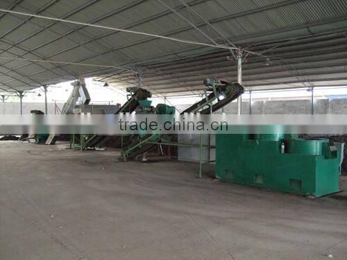 Double Roll Granulator by Pressing of Two Rollers