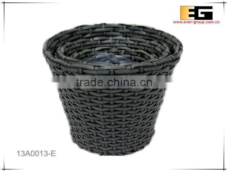 Outdoor plastic rattan with liner flower baskets