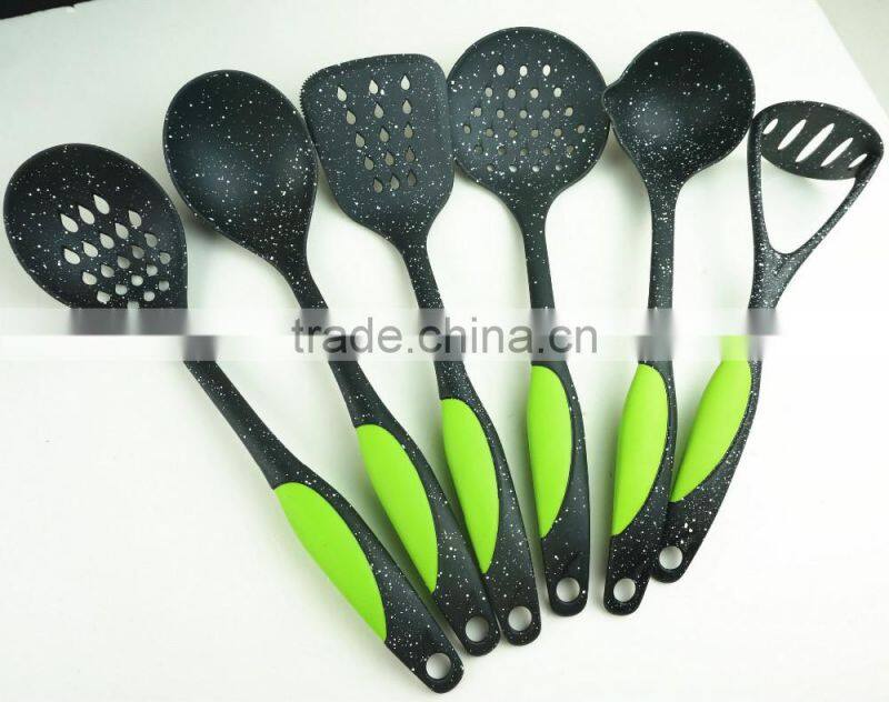 33055 colorful nylon material kitchen utensil set nylon kitchen tools