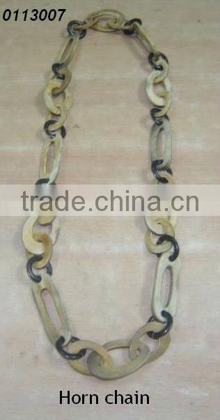 Emerald Imitation necklace