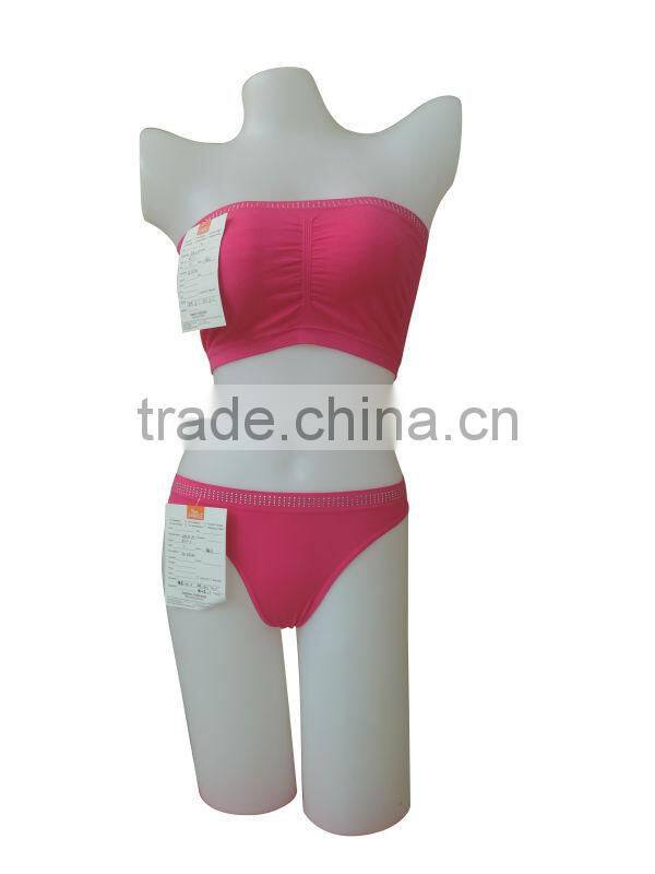 nice quality new style seamless woman underwear ladies one piece bandeau bra & thong w/stones