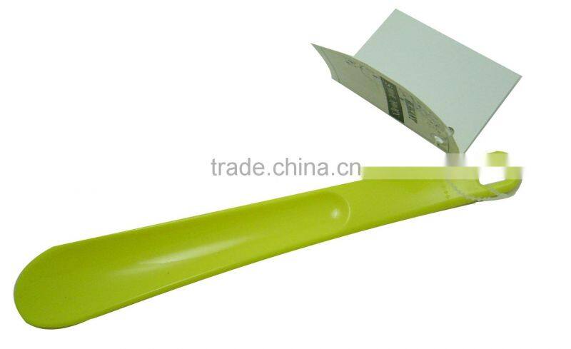Color painted fashion long plastic shoe horn