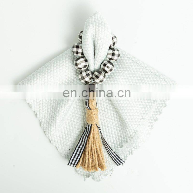 Wholesale Home Accessories Table Decoration Wood Beads Napkin Rings Tassel Macrame Napkin Ring