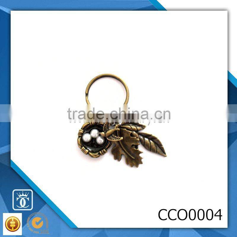 alibaba china supplier custom cut out wholesale metal keychain of leaf and birdnest