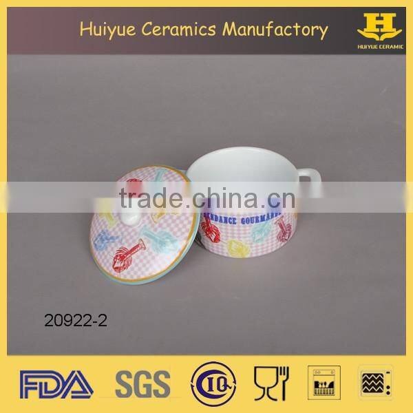 ceramic small ragout bowl with lid