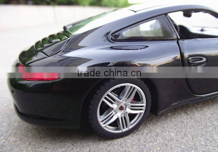 1/18 scale alloy model car