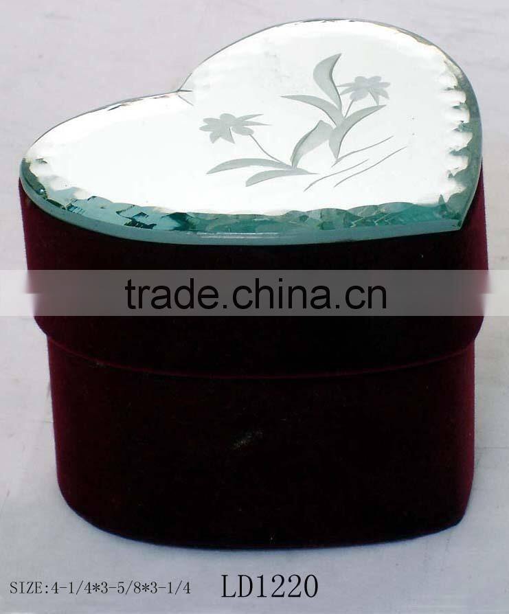 Lovely ring jewelry box