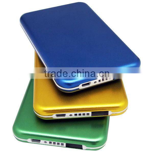 6000mAh power bank with power indicators