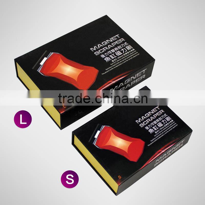 Magnet Scraper with plastic blades