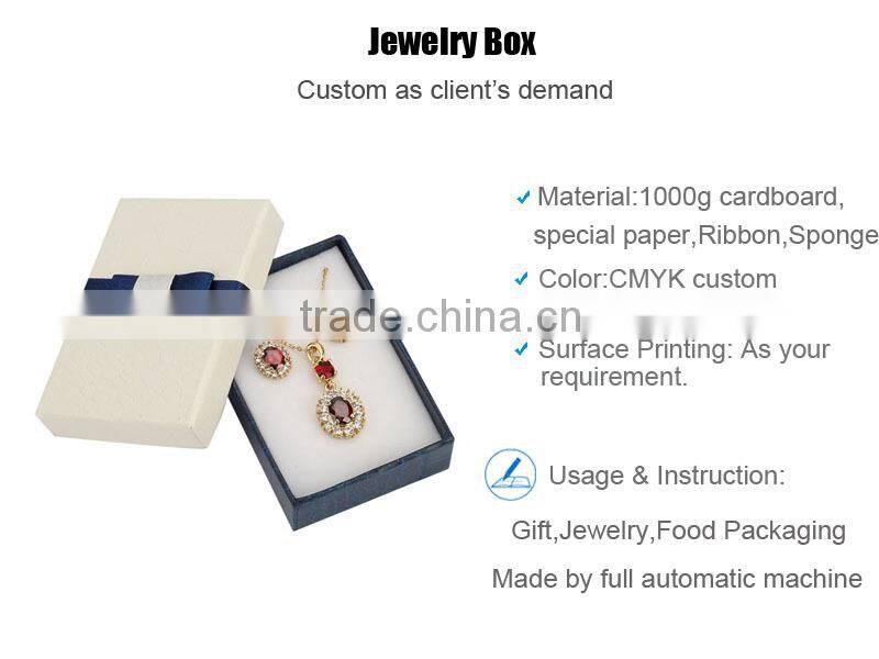 White Premium Hard Paper Gift Box With Lid Tray Custom Logo