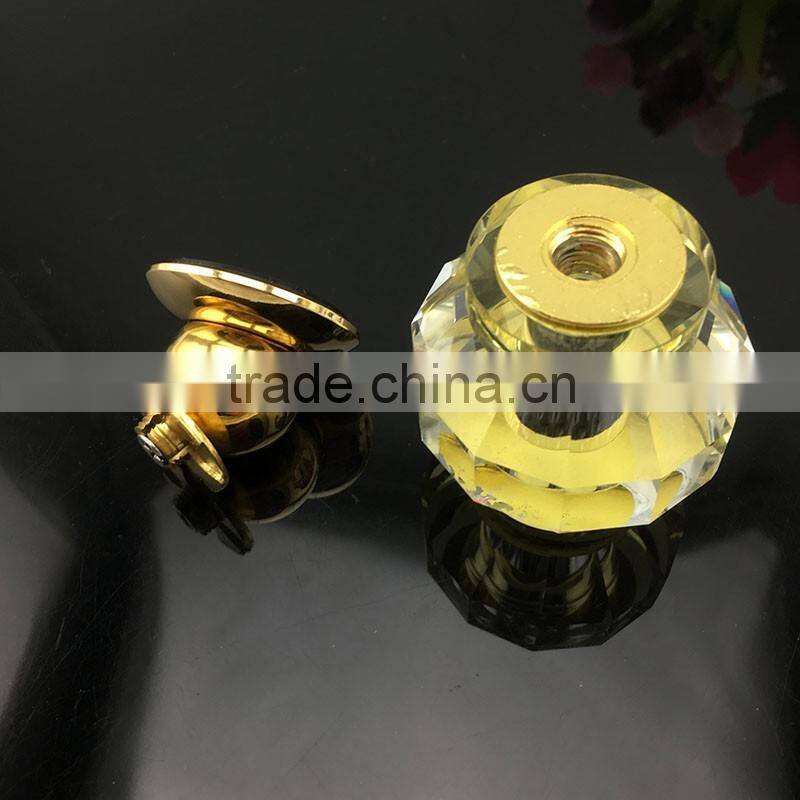 Perfume cell phone holder magnetic car holder for phones