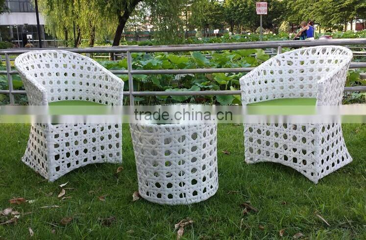 big hole special white rattan wicker garden chairs and table