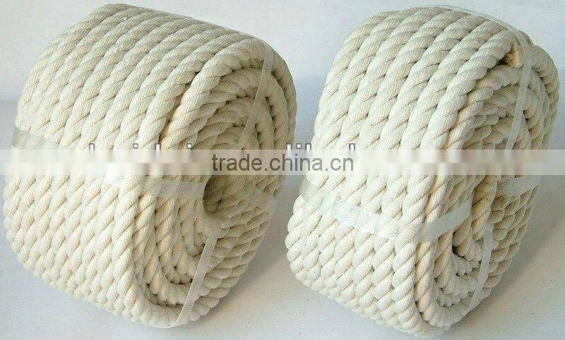 White or natural cotton 3-strand rope