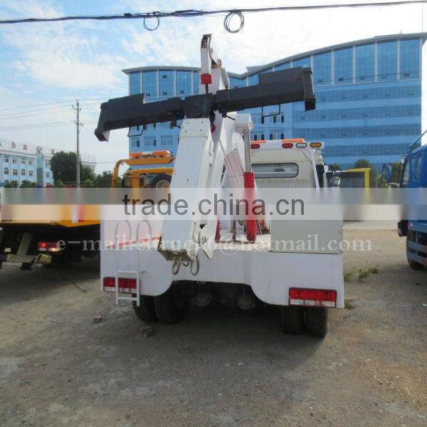 4*2 DONGFENG DLK Right Hand Wrecker Tow Trucks 5 Ton