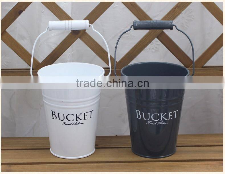 guangxi factory hot sale living room decoration metal galvanized embossed flower vase with handle