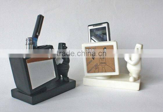 Creative Boxing display pen / mobile phone holder