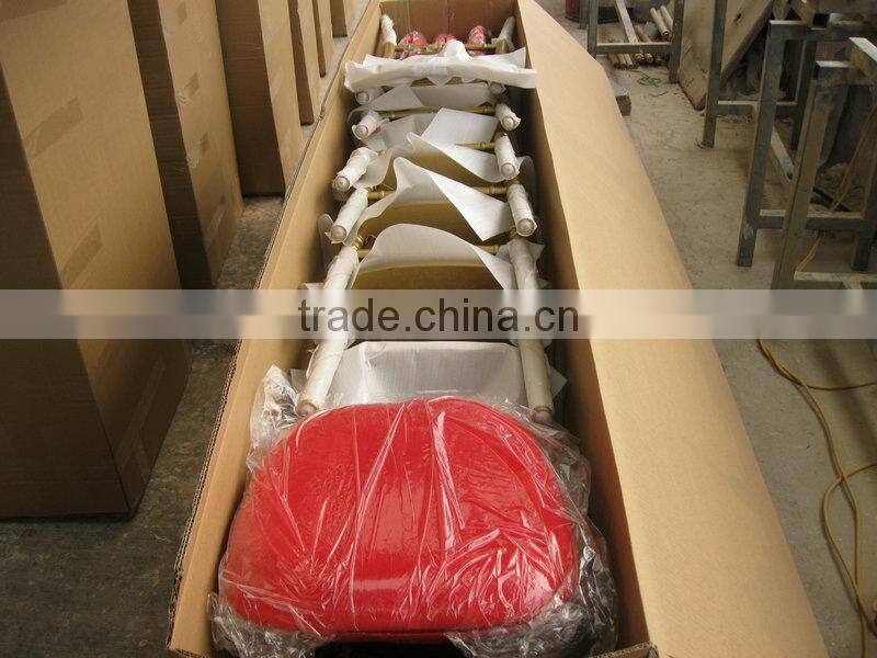 Wholesales golden Wedding Wood napoleon chair with velvet fabric cushions