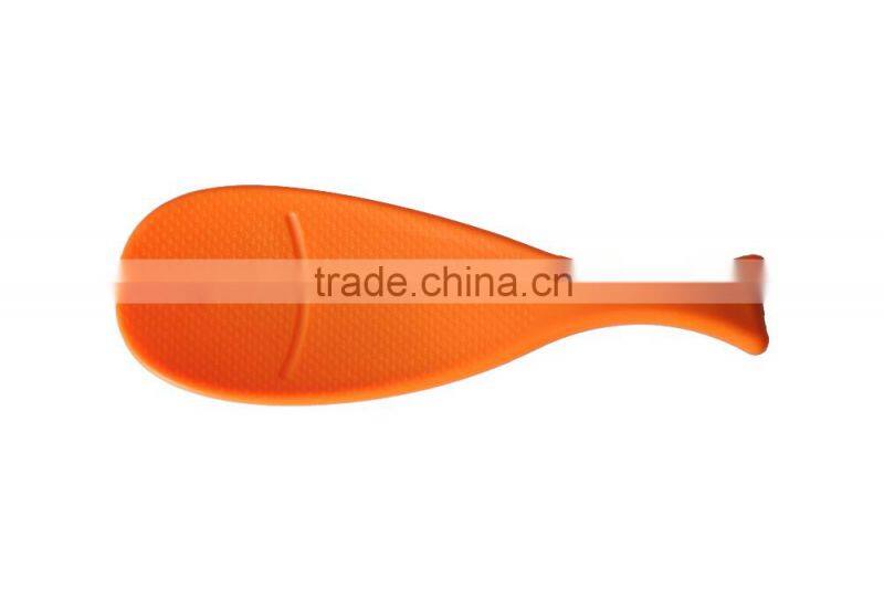 PP 19*6.5 Creative environmental protection fish shaped spoon