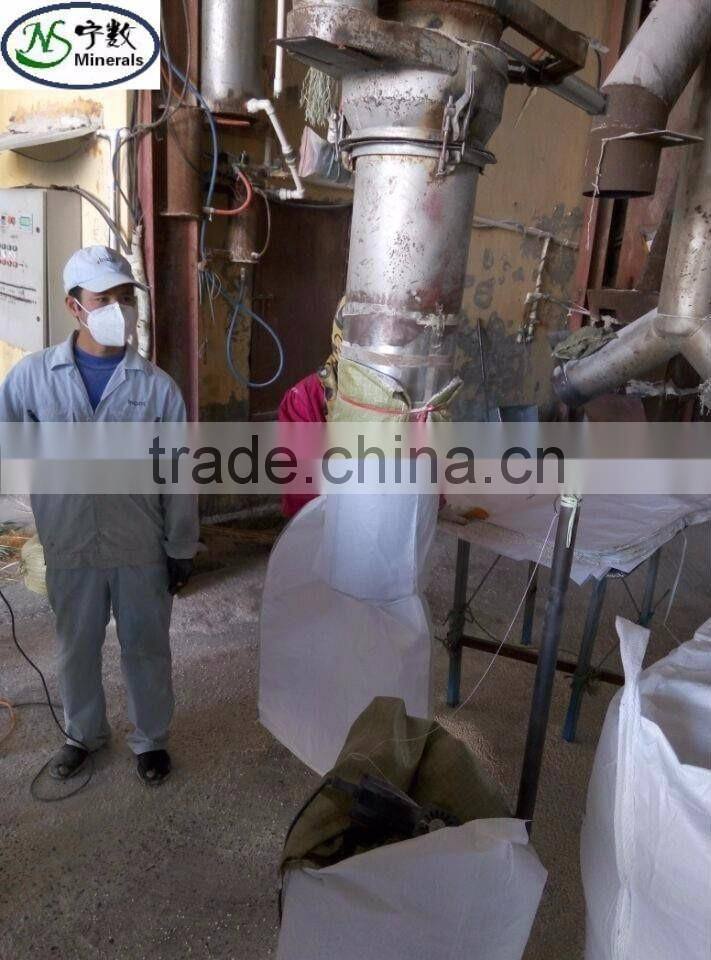 Refractory material expanded perlite