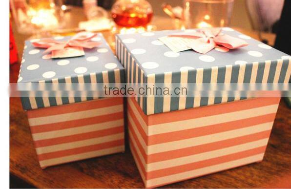 customized paper box packaging/gift cardboard box with ribbon