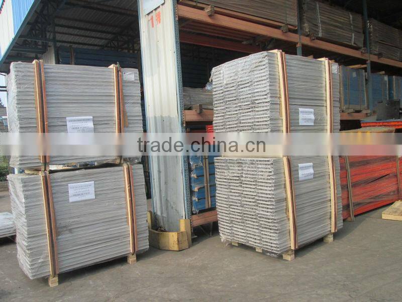 Heavy Duty Gravity Pallet Racking with System