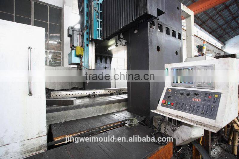 small plastics extrusion die