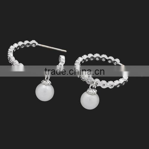 8 years Golden supplier of Alibaba CZ hoop piercing pearl earring