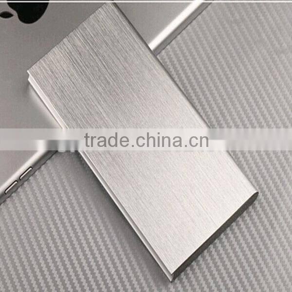 Multifunctional High Capacity 7500mah Dual Port USB Mi Power Bank for Notebook