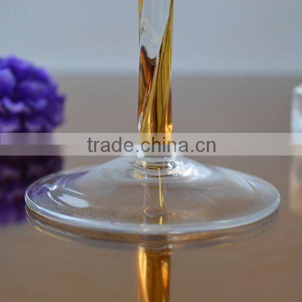 High Capacity Transparent Stemmed Wine Glass