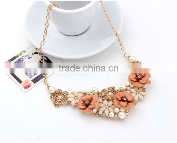 New Russia Style Flower Choker Collar Vintage Pendant Statement Necklace Women Necklaces & Pendants Fashion Necklaces for Women
