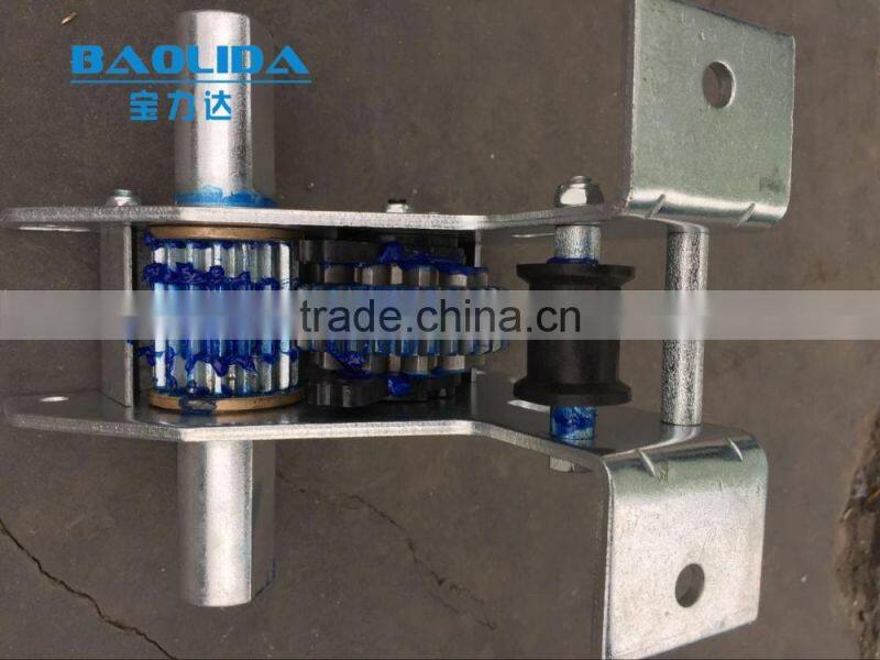 hot dip galvanized framework plastic film greenhouse for vegetables and plant