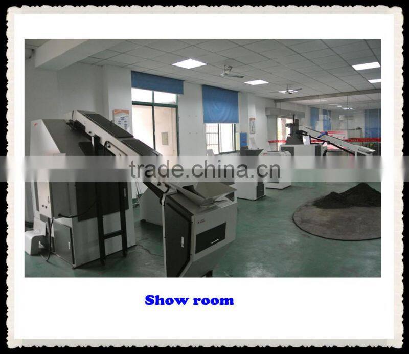 Crushing and dividing integrated machine for laboratory sample preparation