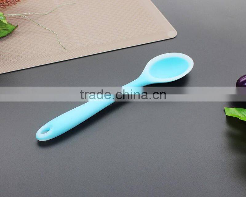 CK-3049 FDA&LFGB 7pcs kitchen accessories heat resistant non stick seamless silicone kitchen utensil set nylon inside