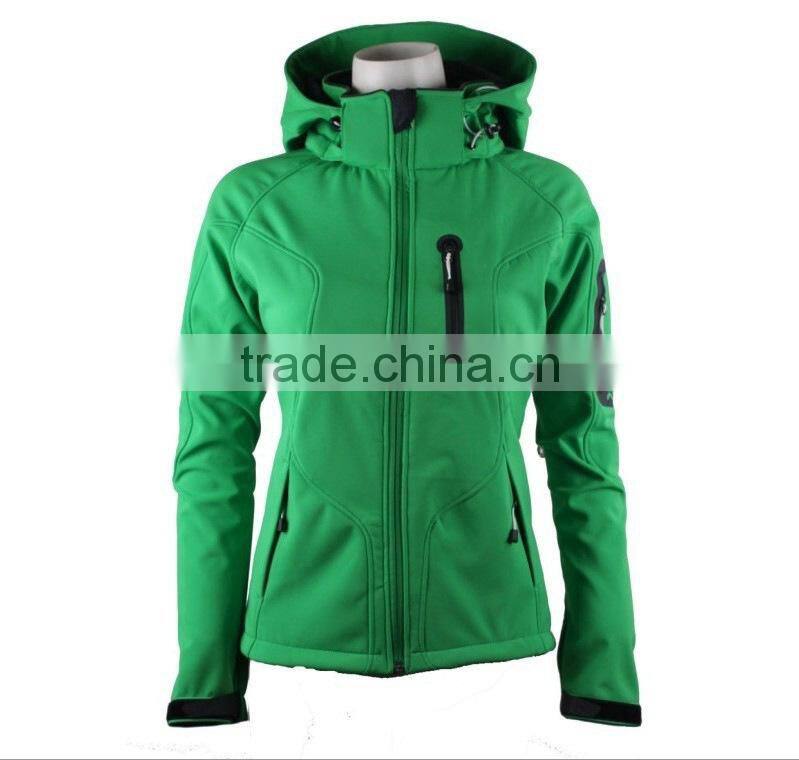 2017 Top Quality Outdoor Breathable Windproof Softshell Jacket