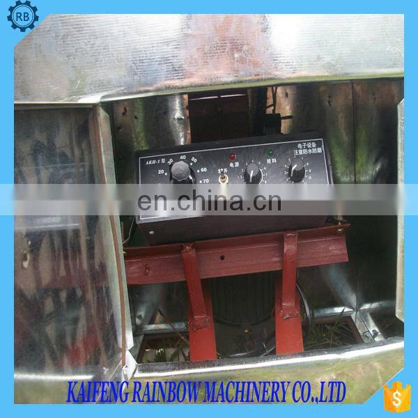 Solar System Cheap Price Fishing Feeder With Digital Timer