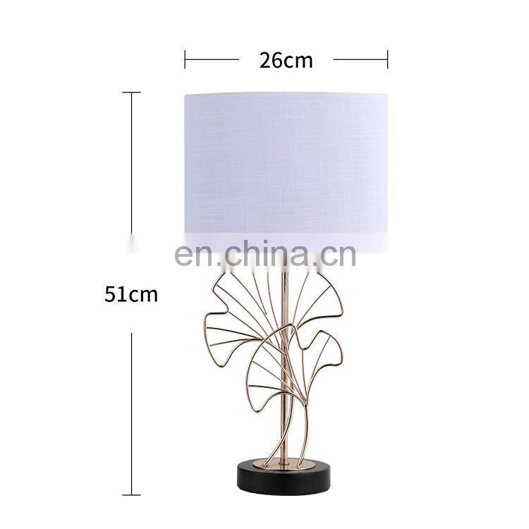 Popular new design relief ginkgo leaf shape modern luxury table lamp for hotel home decor